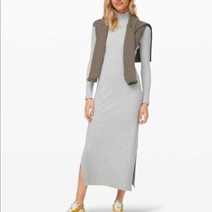 Lululemon size 8 grey dress brand new